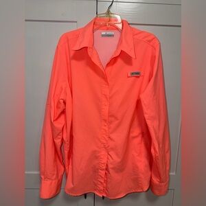 Columbia Women's Neon Coral Button-Down Omni-Shade Shirt. Size-L